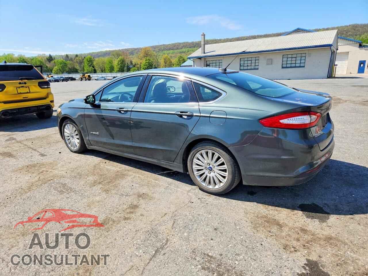 FORD FUSION 2015 - 3FA6P0LU9FR242577