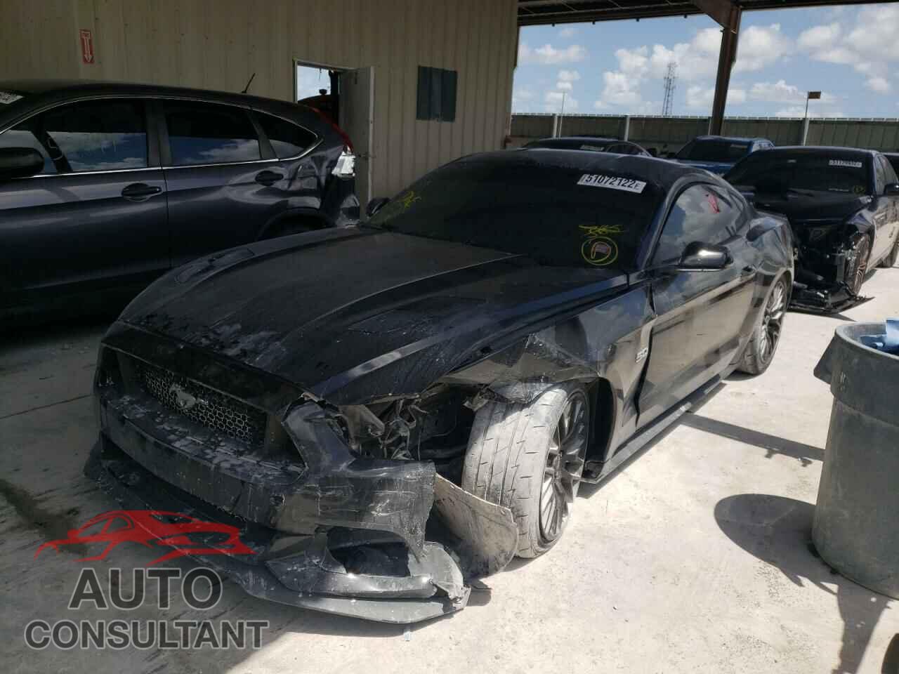 FORD MUSTANG 2017 - 1FA6P8CF5H5212403