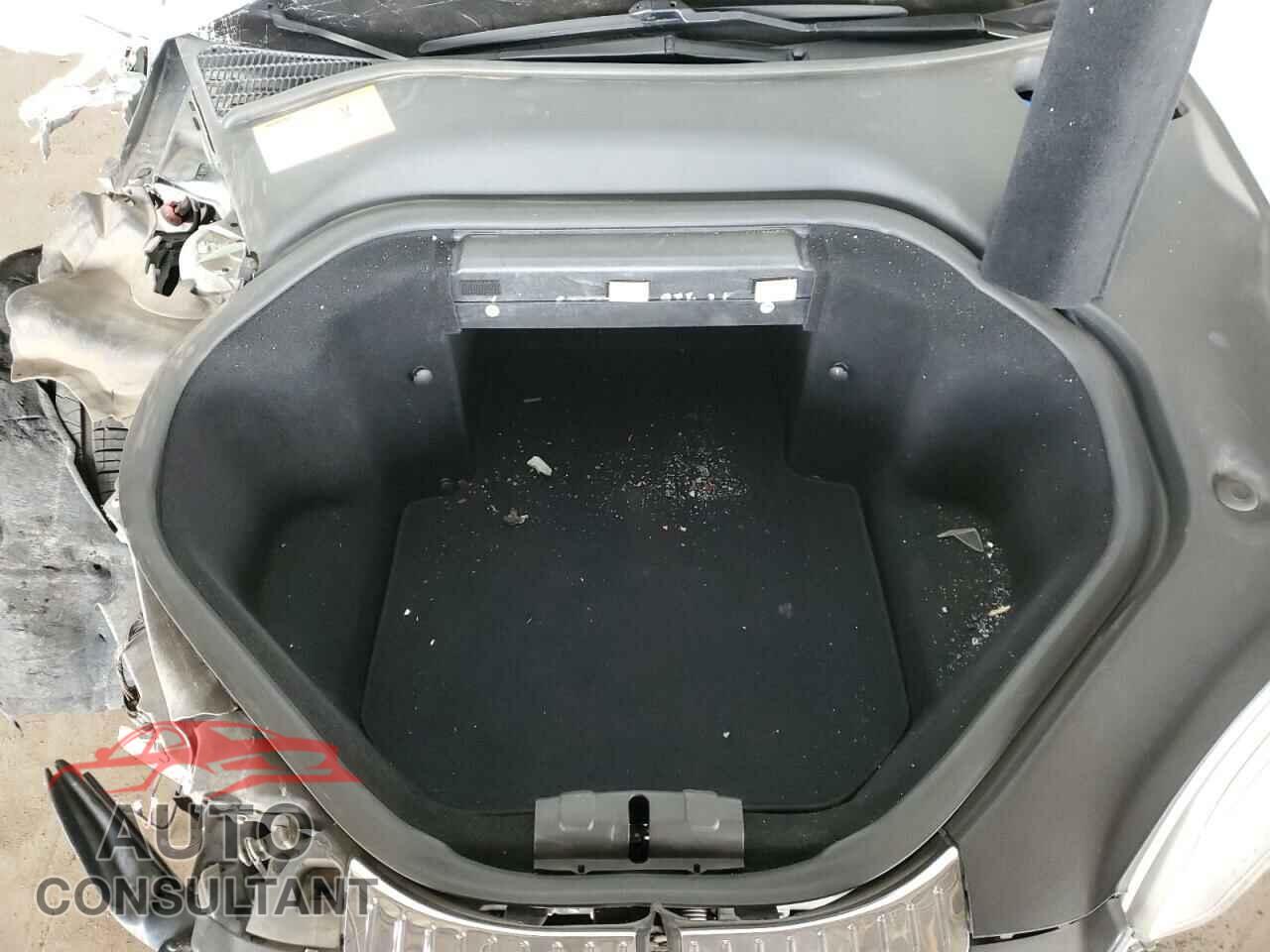 TESLA MODEL S 2013 - 5YJSA1DP5DFP12661