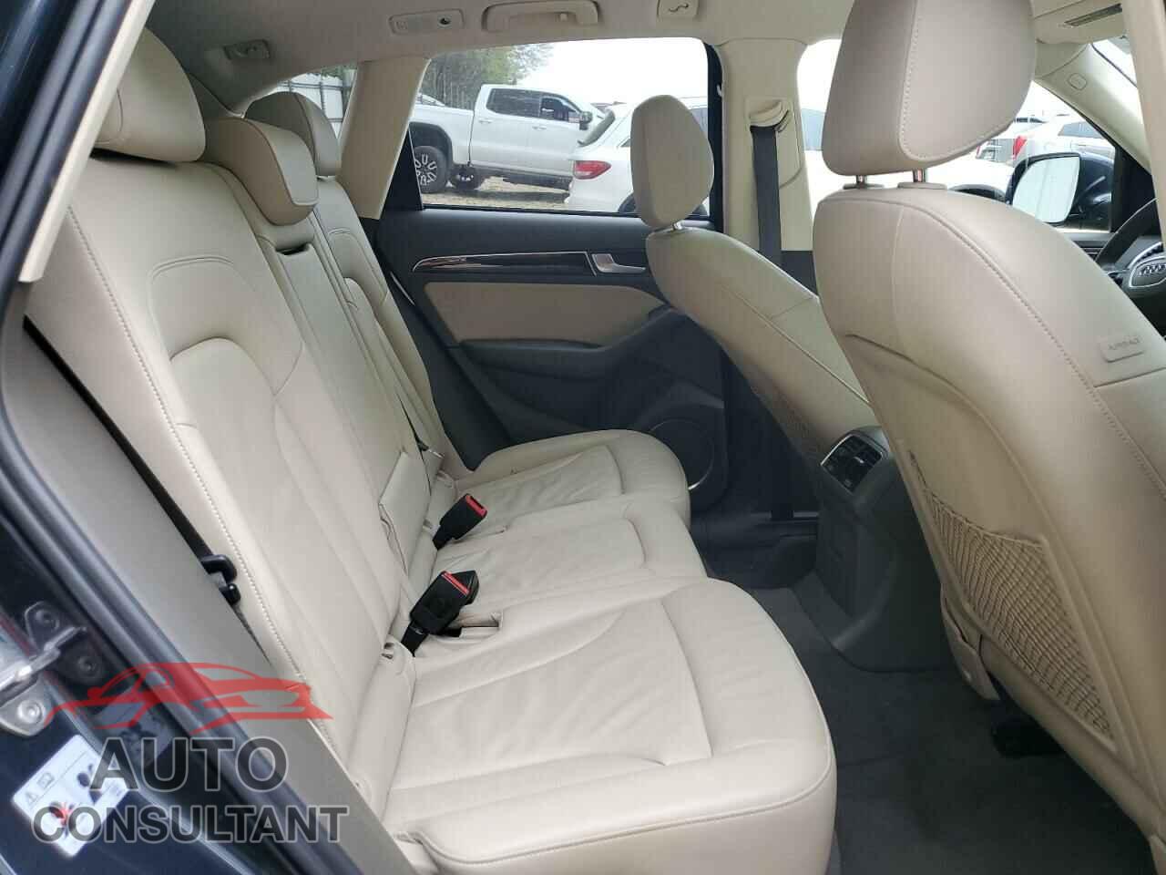 AUDI Q5 2014 - WA1CMAFP9EA040357