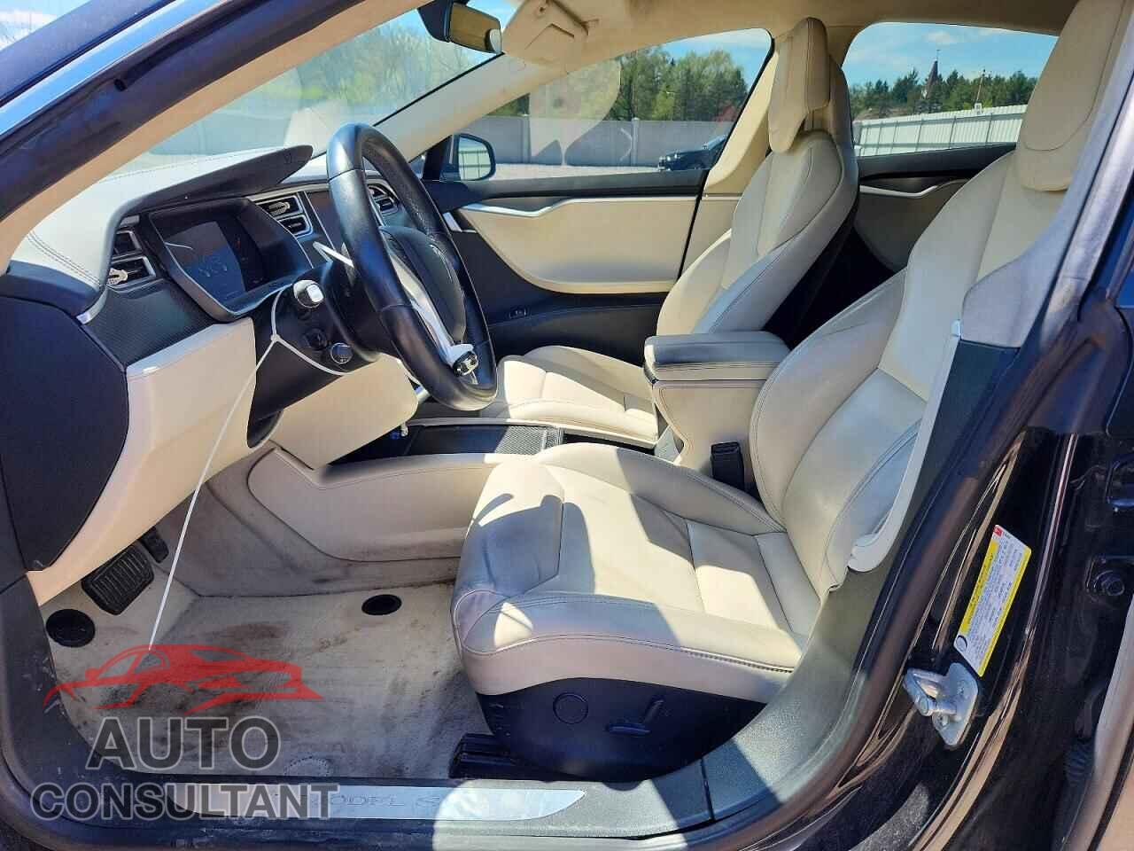 TESLA MODEL S 2017 - 5YJSA1E25HF216252
