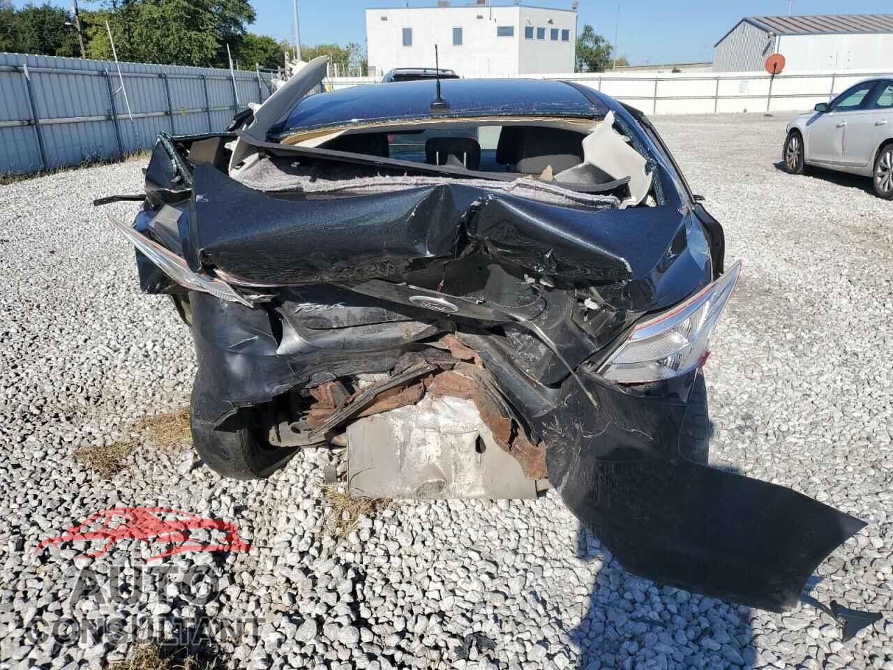 FORD FOCUS 2014 - 1FADP3F29EL262327