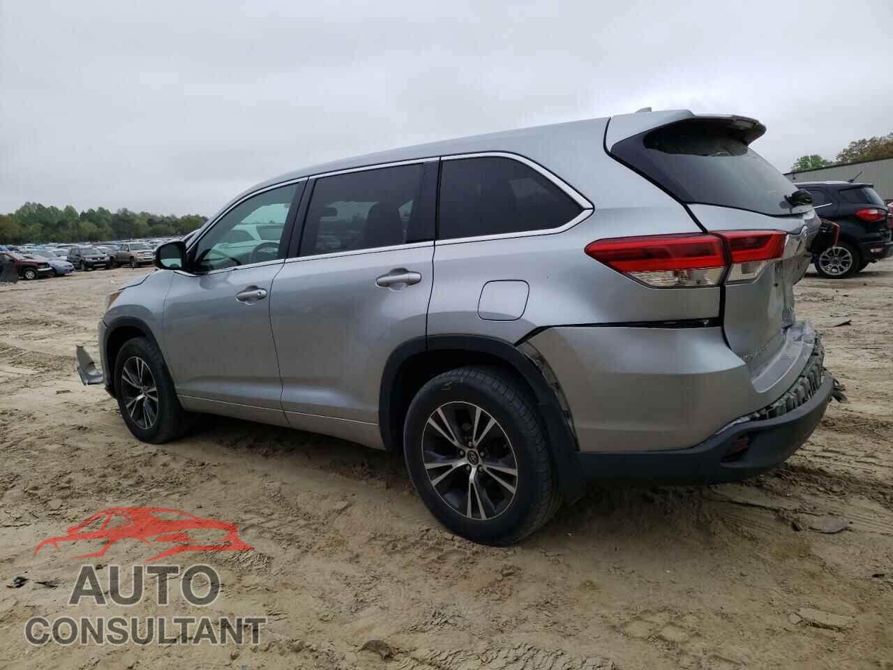 TOYOTA HIGHLANDER 2018 - 5TDBZRFH5JS495388