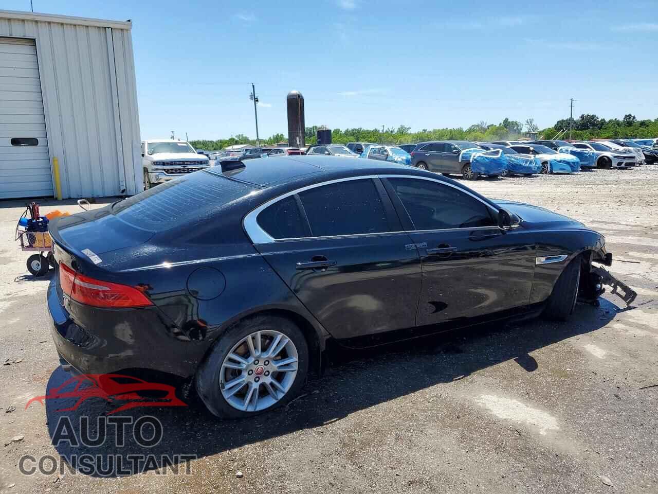 JAGUAR XE 2017 - SAJAD4BG6HA966340