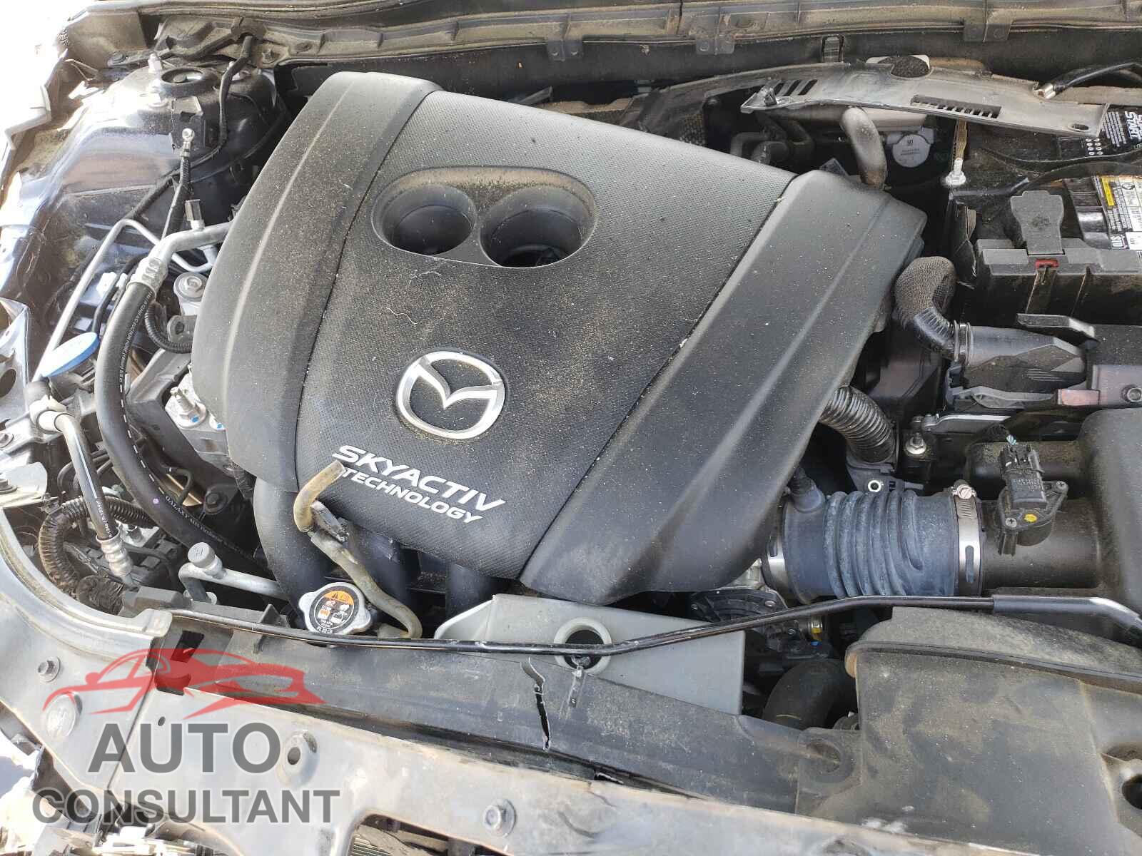 MAZDA 3 2017 - 3MZBN1U74HM131784
