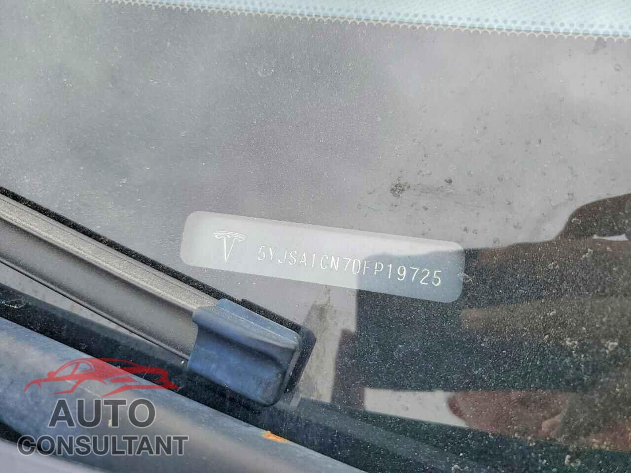 TESLA MODEL S 2013 - 5YJSA1CN7DFP19725
