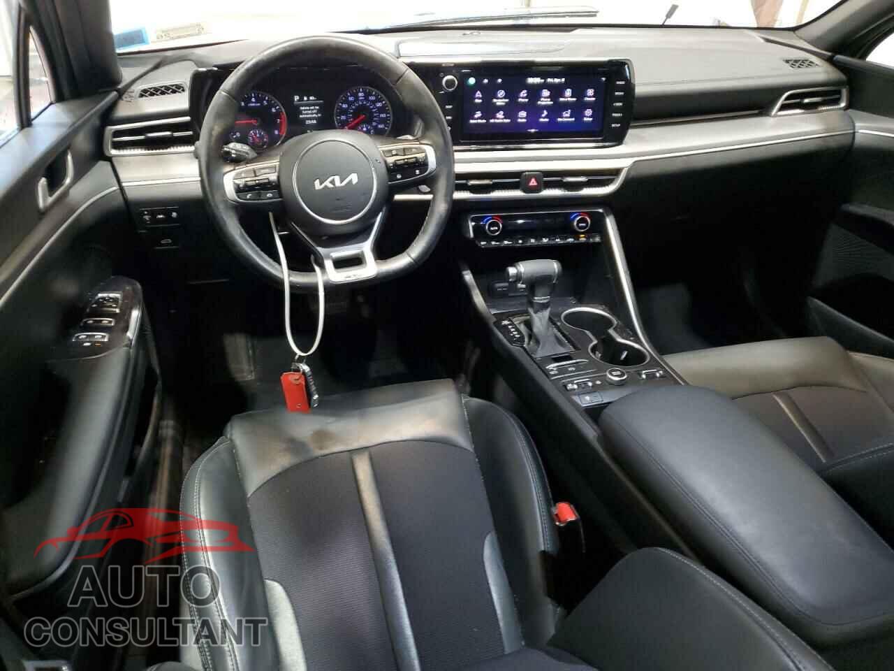 KIA K5 2023 - 5XXG64J21PG166489
