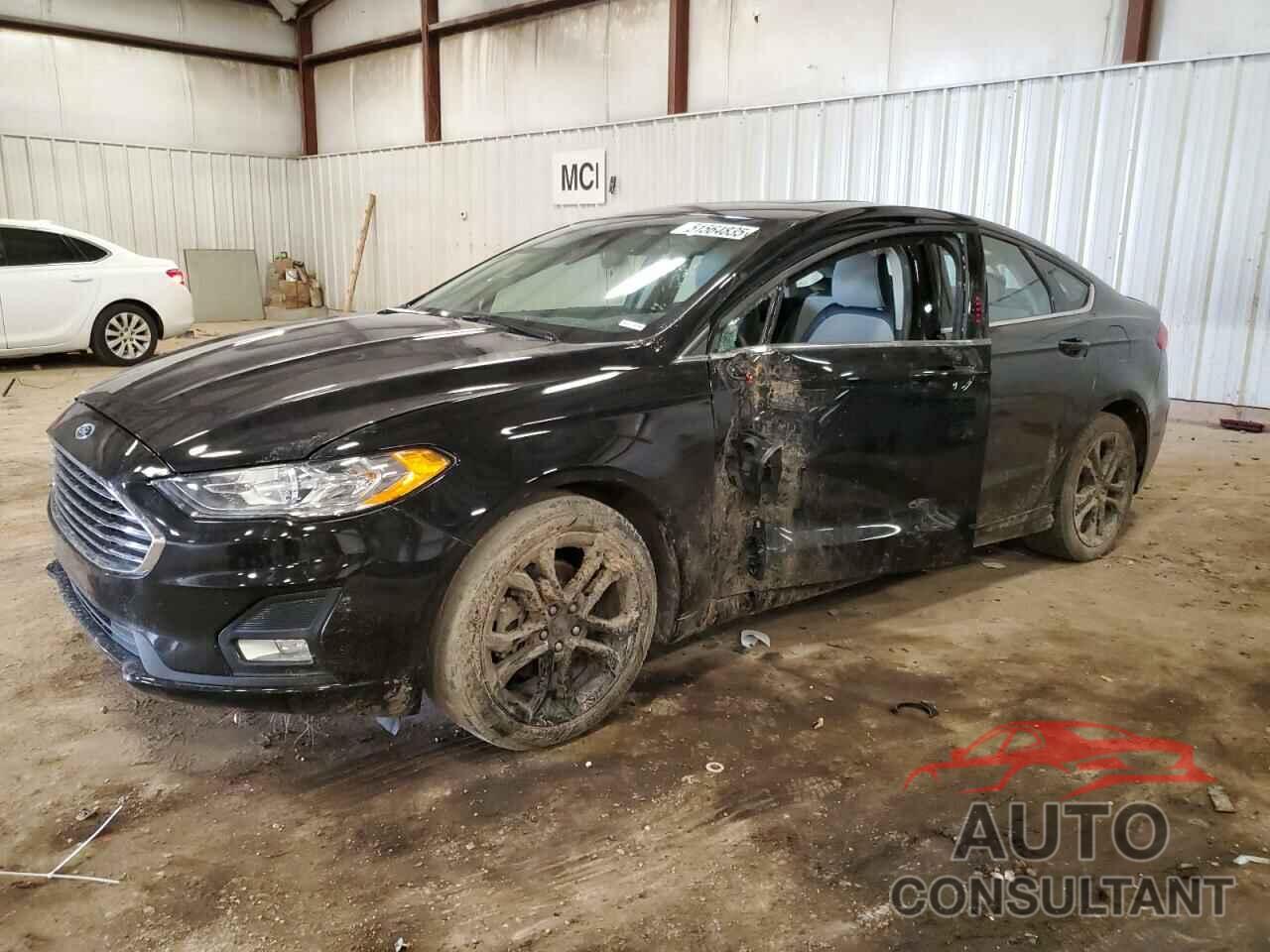 FORD FUSION 2019 - 3FA6P0HD8KR113166