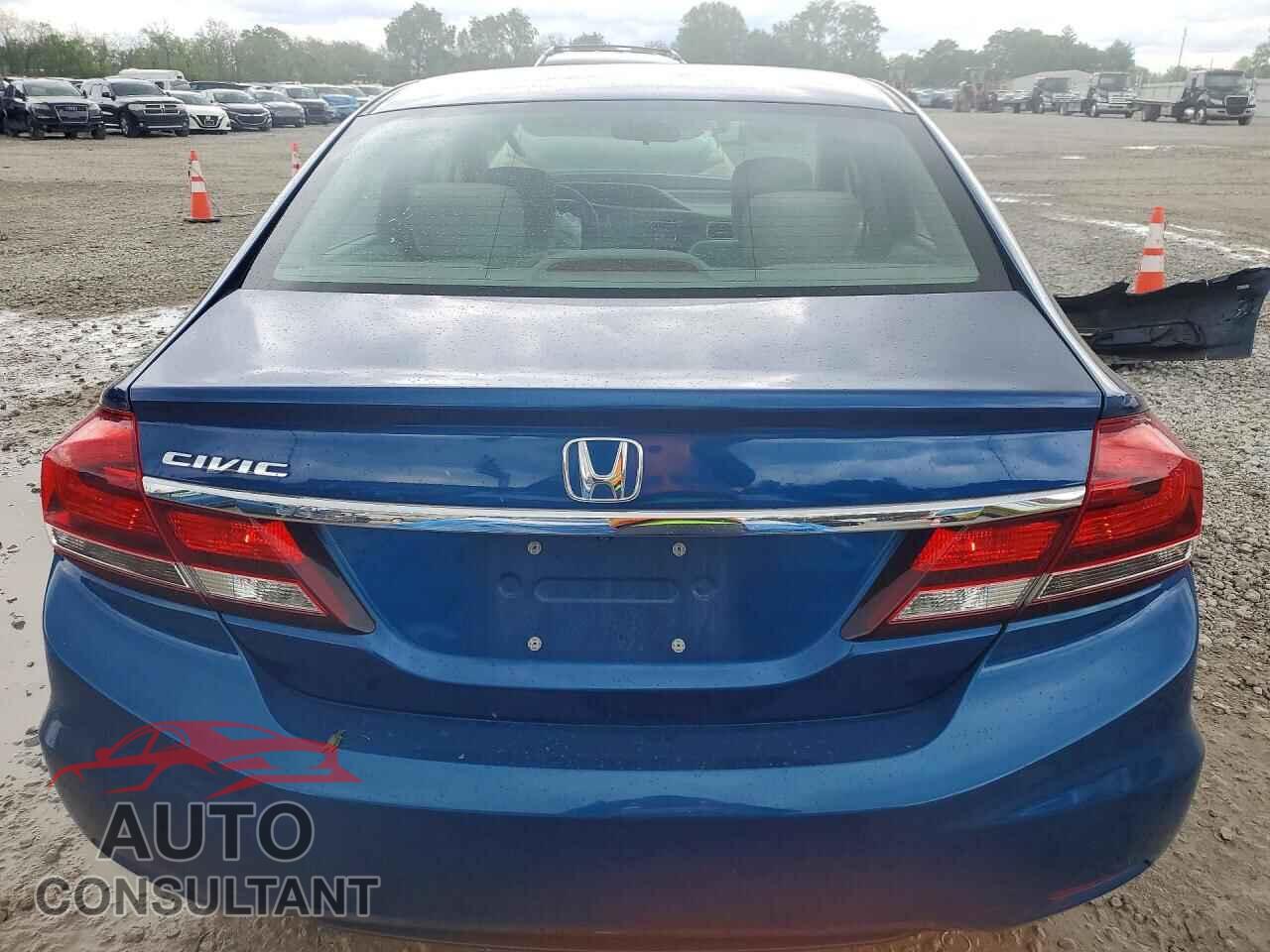 HONDA CIVIC 2013 - 19XFB2F57DE095267