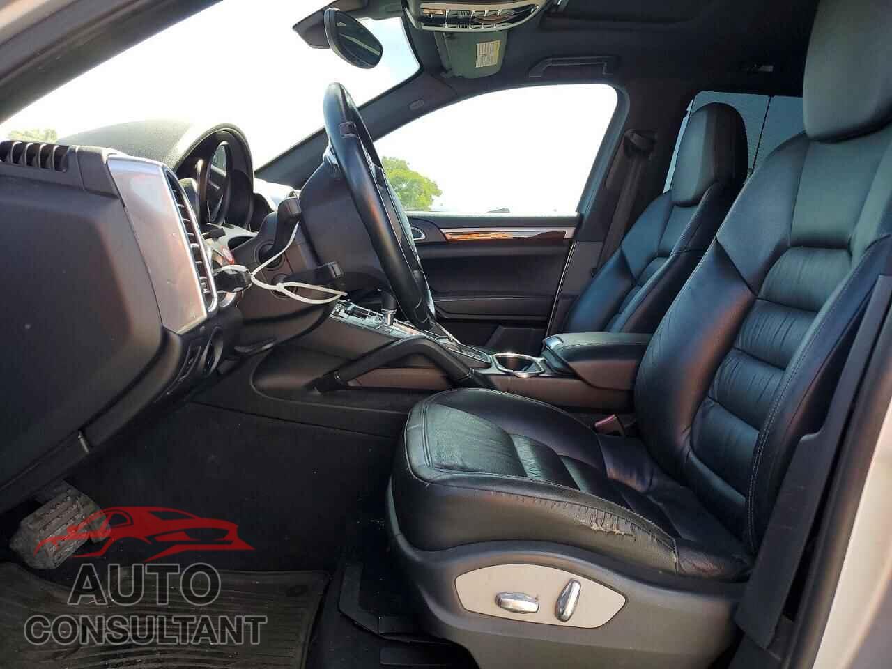 PORSCHE CAYENNE 2011 - WP1AA2A28BLA08456