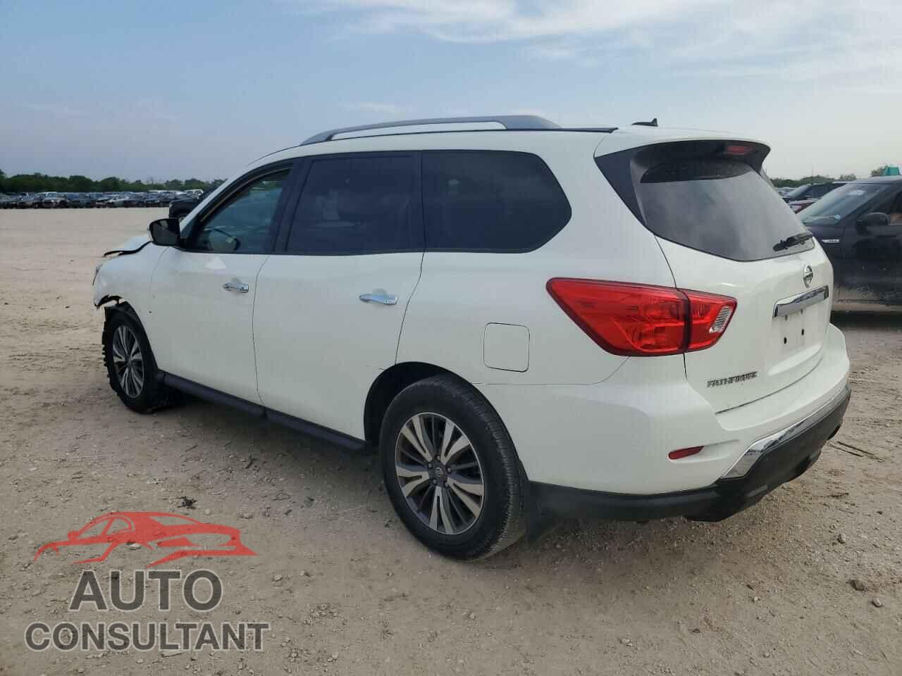 NISSAN PATHFINDER 2017 - 5N1DR2MN5HC668181