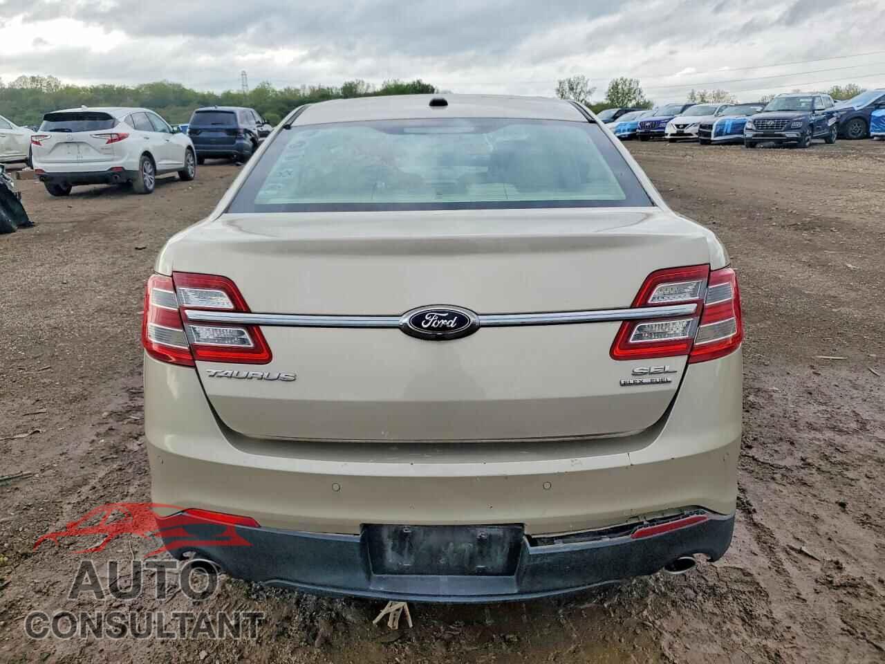 FORD TAURUS 2017 - 1FAHP2E81HG146540