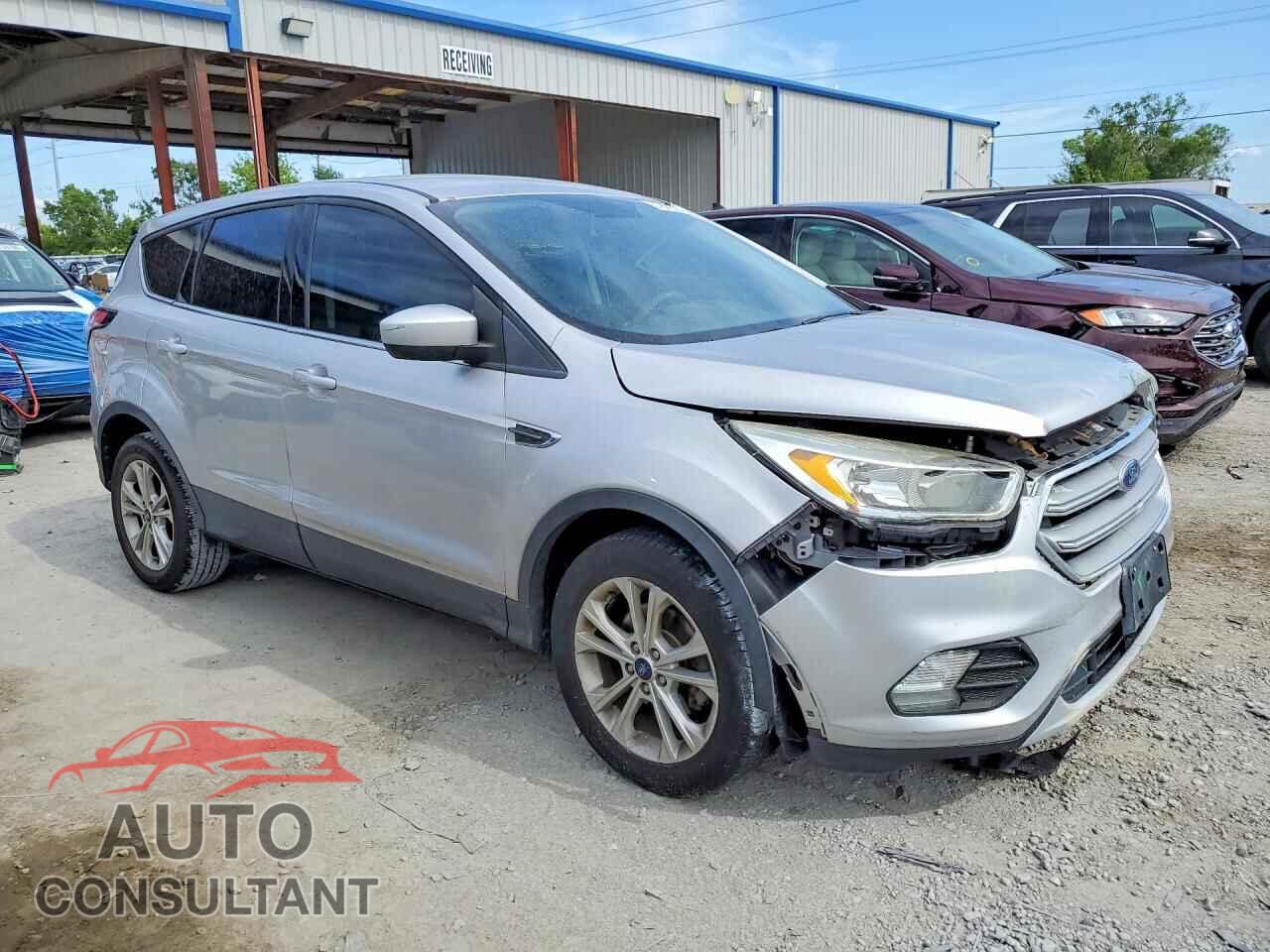 FORD ESCAPE 2017 - 1FMCU0GD4HUA41368