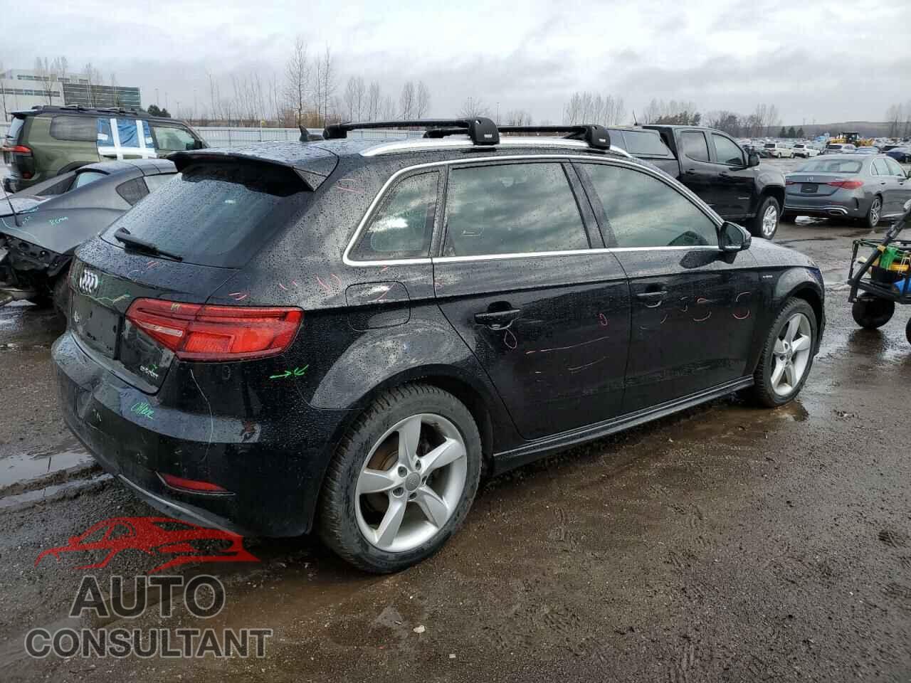 AUDI A3 2018 - WAUSPBFF9JA078572