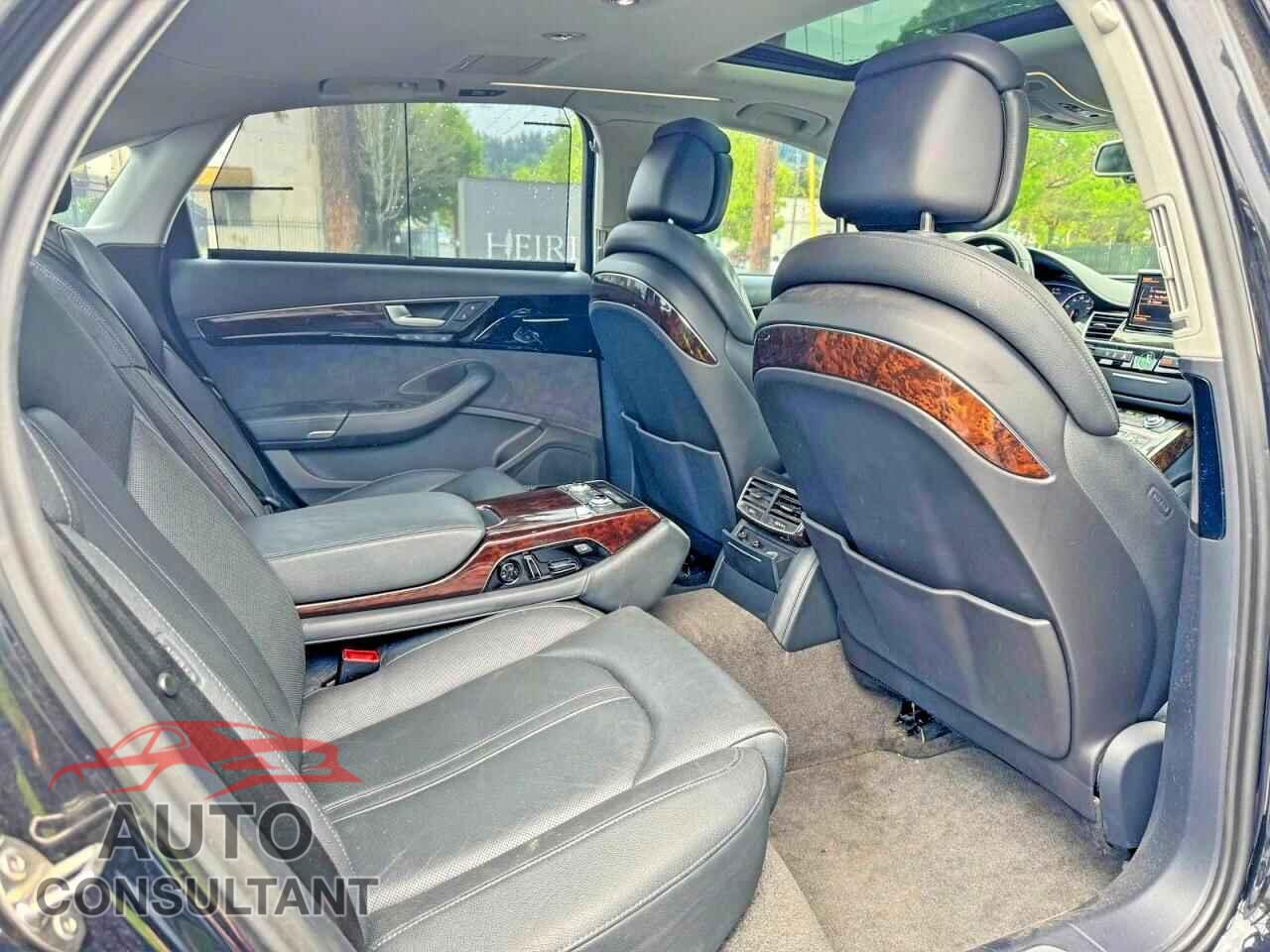 AUDI A8 2011 - WAURVAFD2BN024120