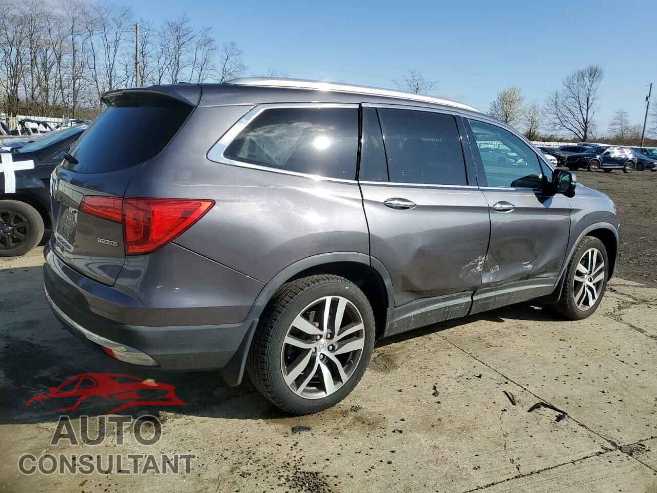 HONDA PILOT 2018 - 5FNYF5H92JB019833