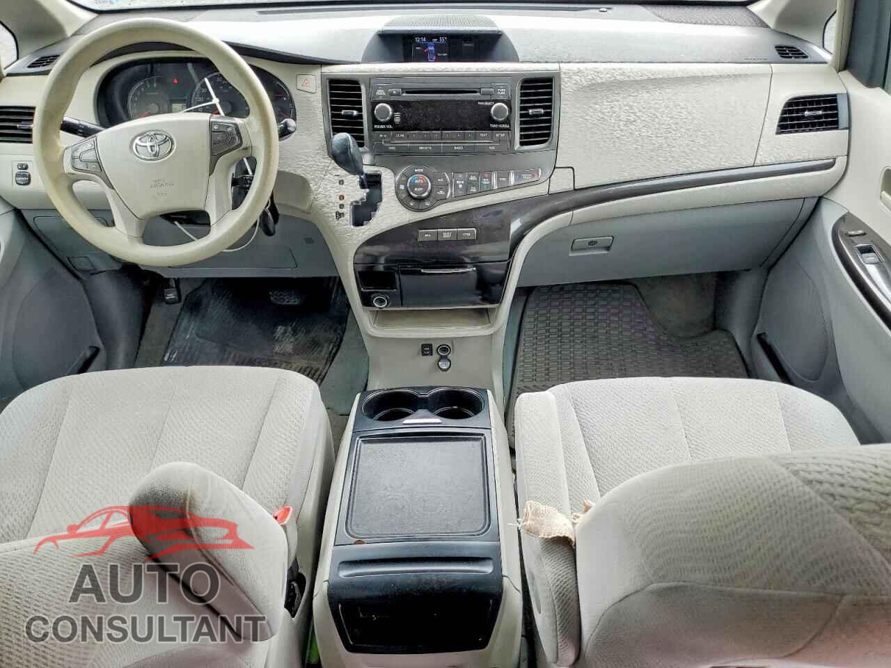 TOYOTA SIENNA 2013 - 5TDKK3DC8DS367644