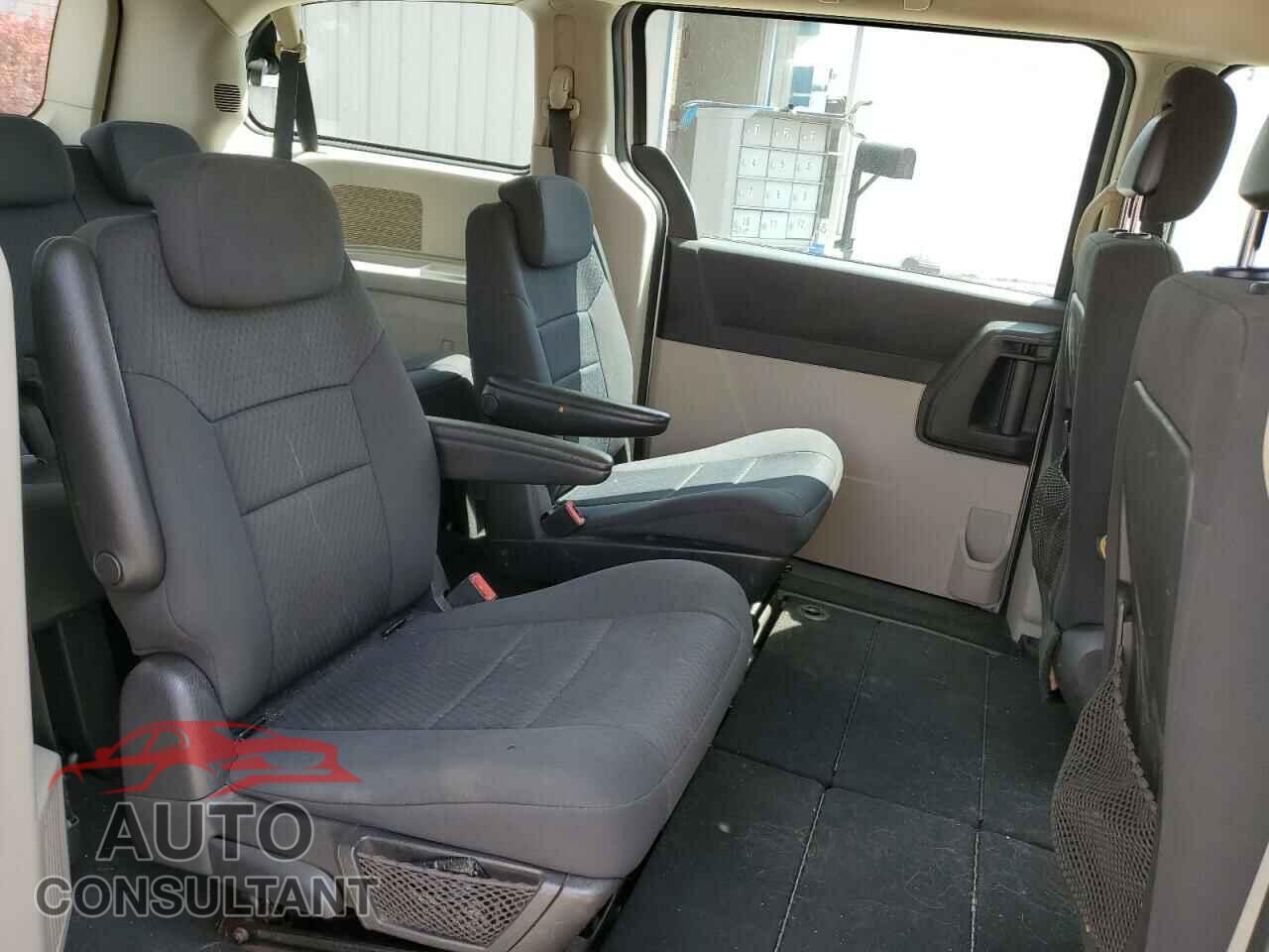 DODGE CARAVAN 2010 - 2D4RN4DE5AR323833