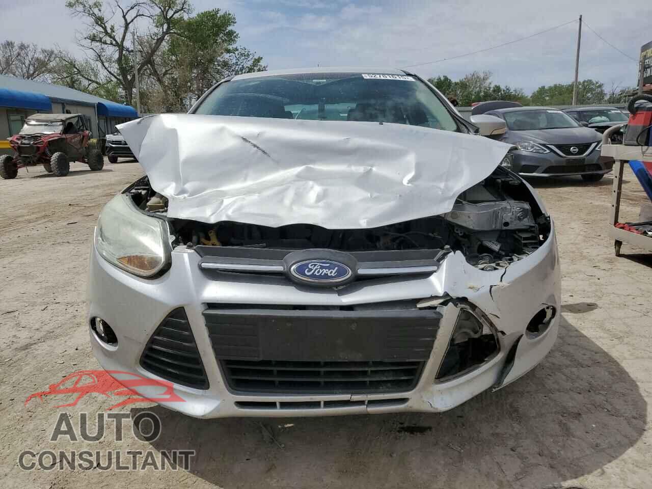 FORD FOCUS 2013 - 1FADP3K24DL313396