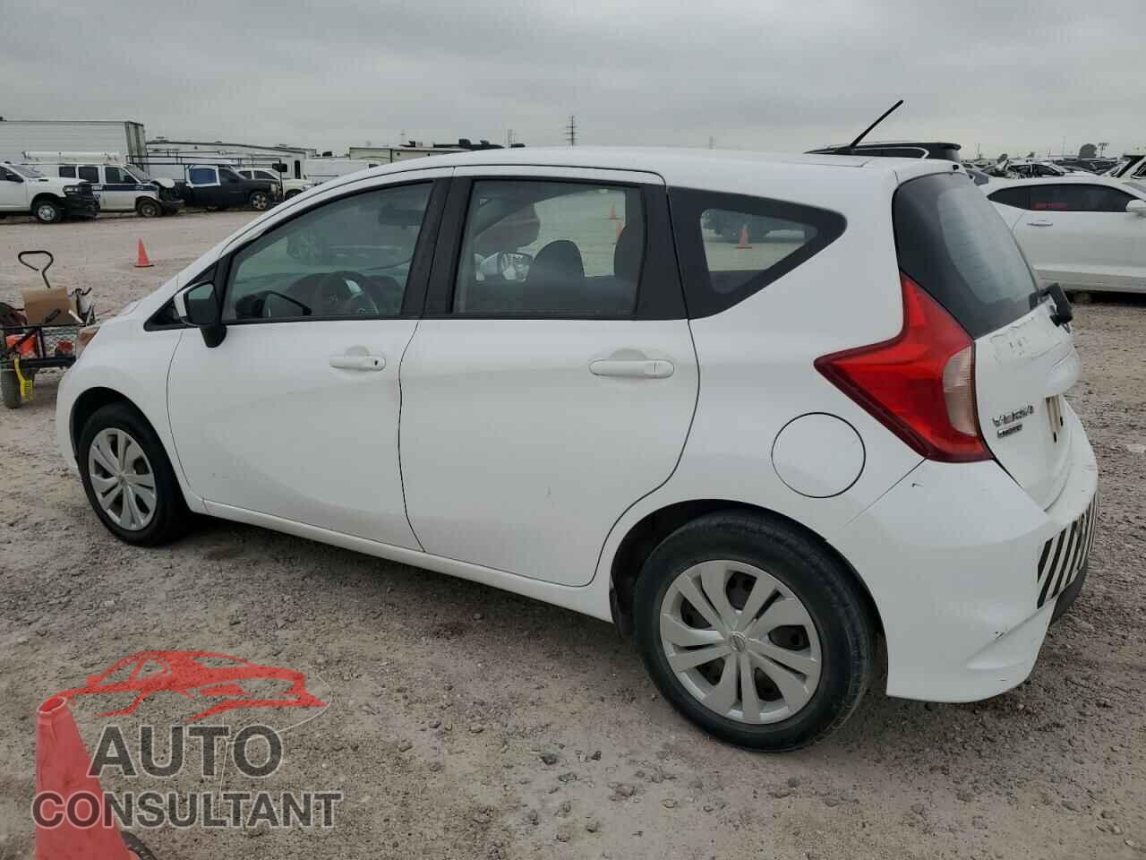 NISSAN VERSA 2017 - 3N1CE2CP9HL358153