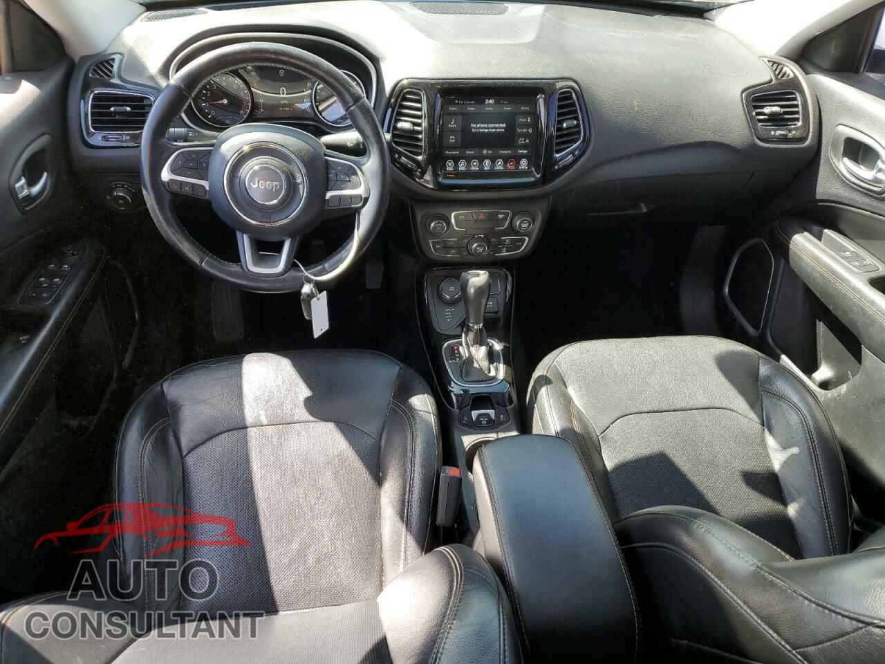JEEP COMPASS 2018 - 3C4NJDCB5JT337033