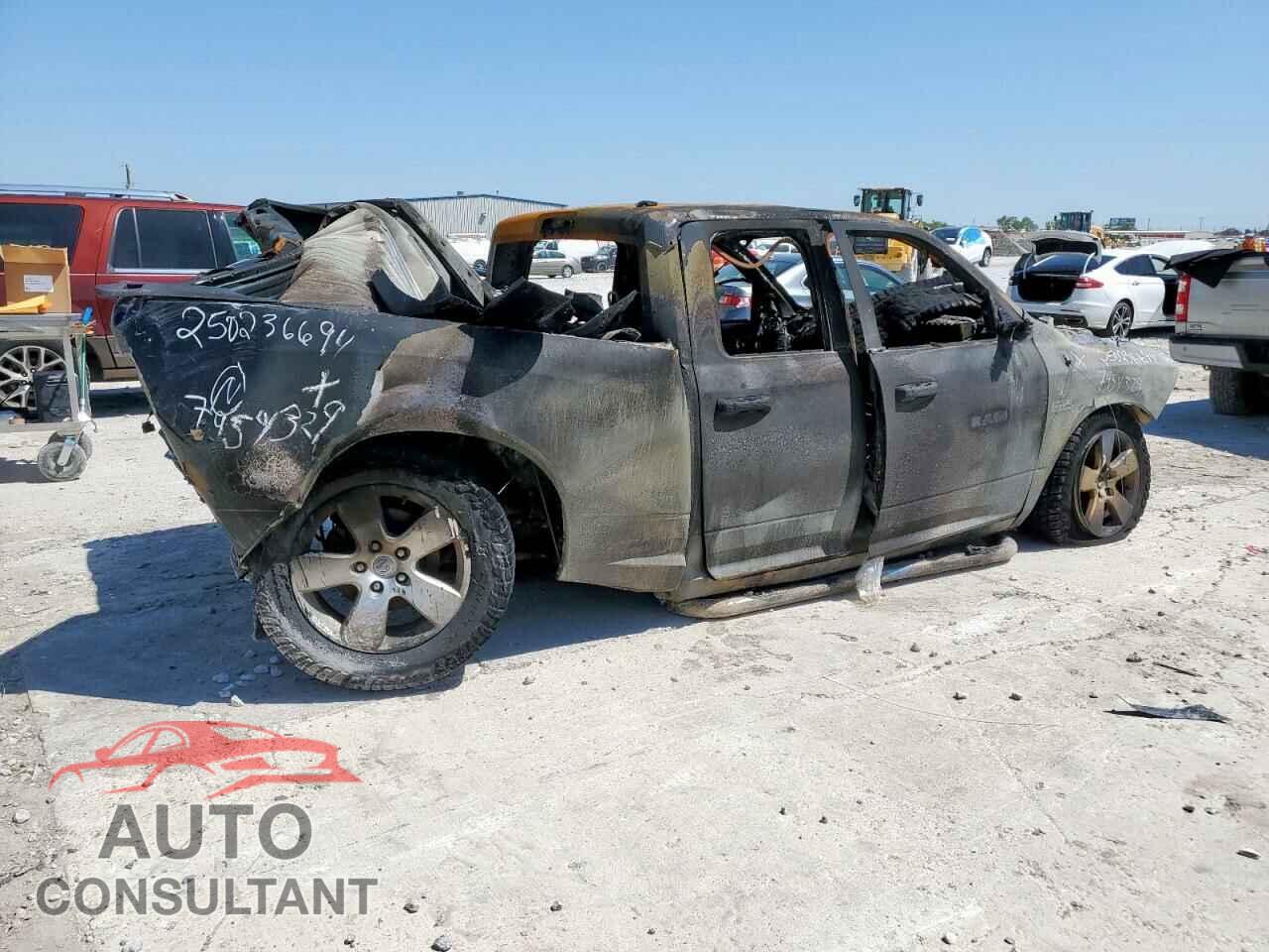 DODGE RAM 1500 2012 - 1C6RD6FT4CS228969