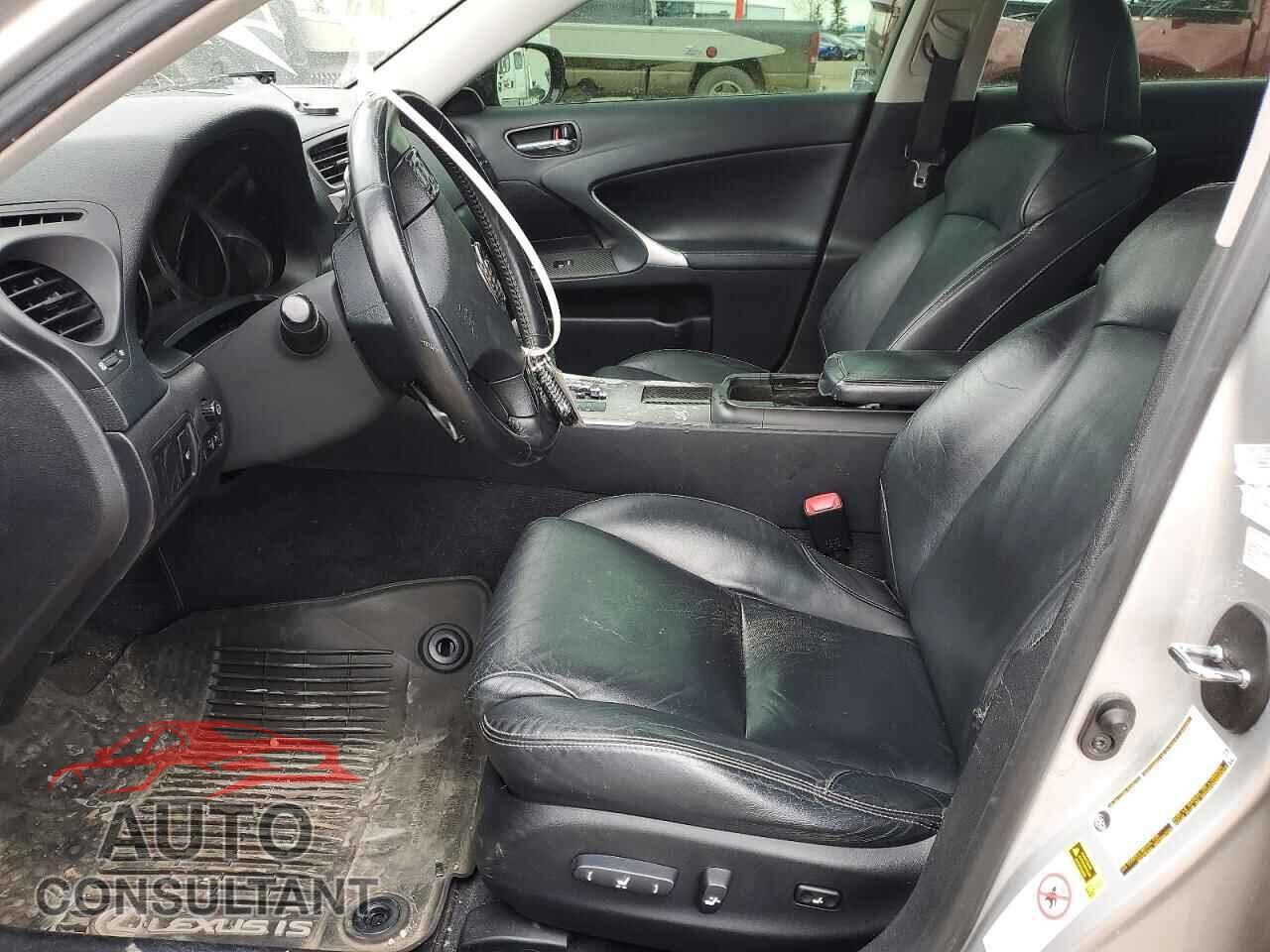 LEXUS IS 2010 - JTHCF5C21A5037213