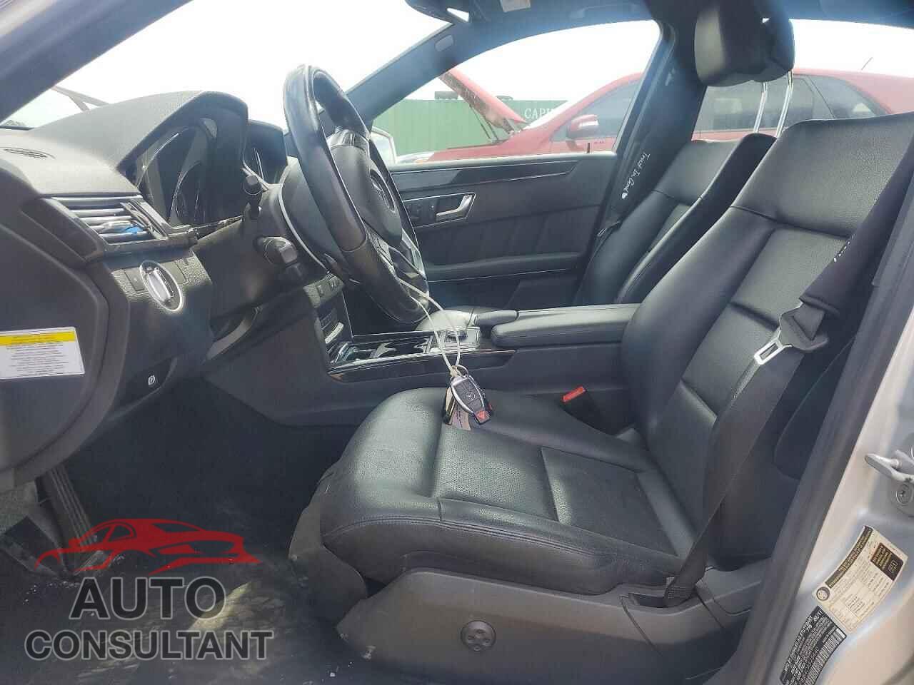 MERCEDES-BENZ E-CLASS 2012 - WDDHF8JB4CA525440