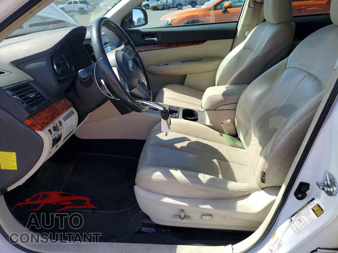 SUBARU OUTBACK 2011 - 4S4BRBKC6B3404256