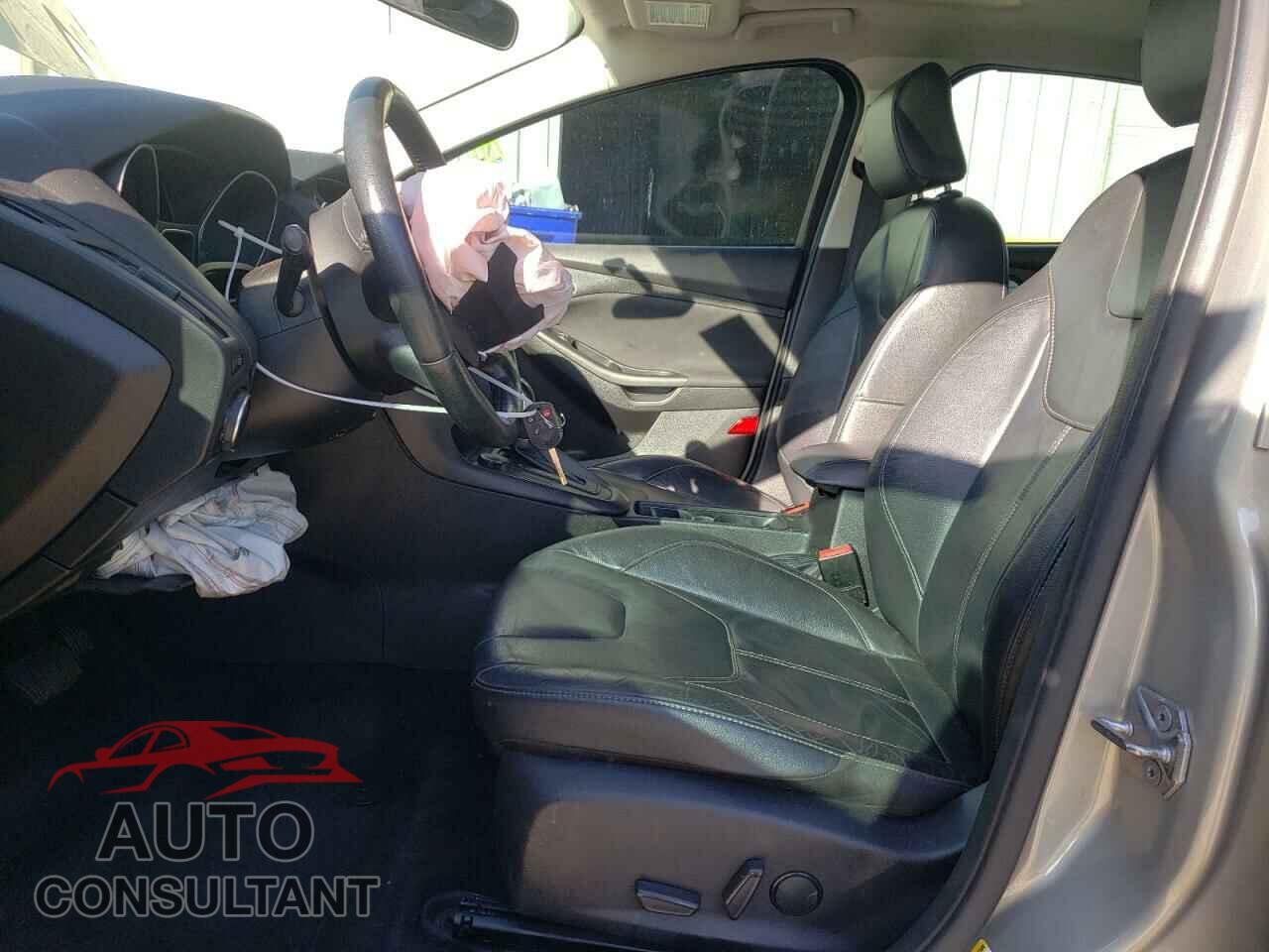FORD FOCUS 2016 - 1FADP3F22GL397961
