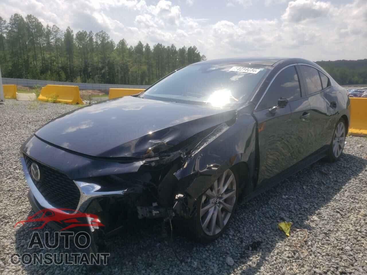 MAZDA 3 2021 - JM1BPABL4M1324389