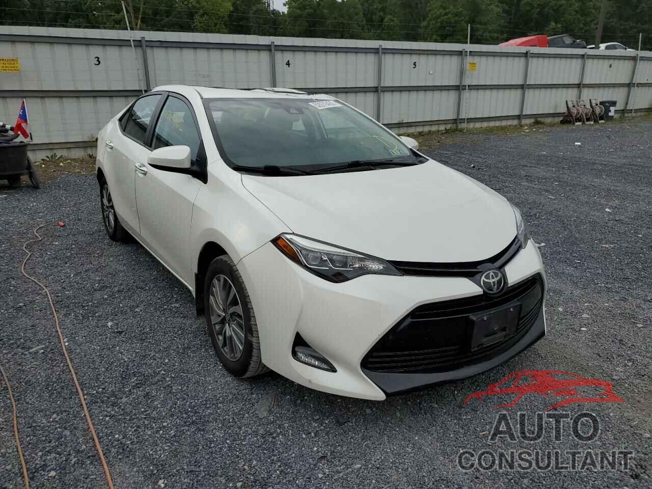 TOYOTA COROLLA 2017 - 5YFBURHE5HP688032