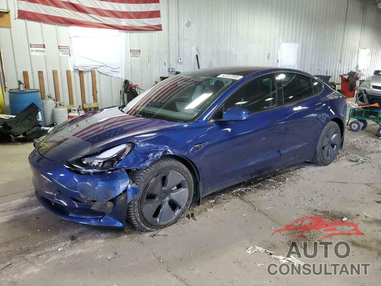 TESLA MODEL 3 2021 - 5YJ3E1EB6MF902352