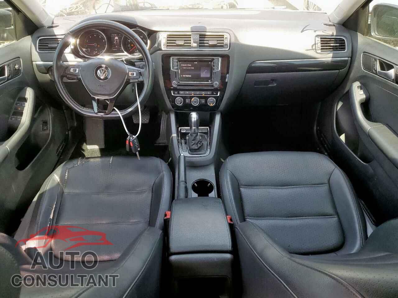 VOLKSWAGEN JETTA 2017 - 3VWL17AJ2HM401873