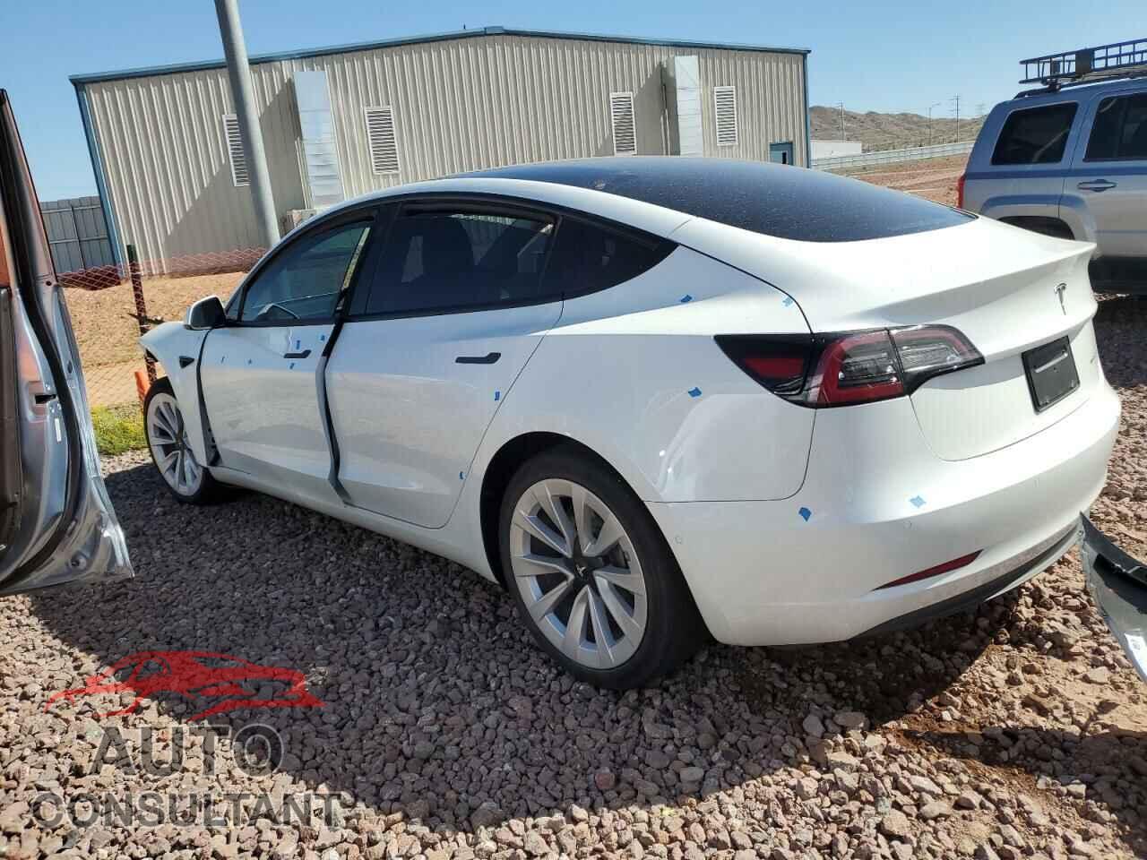 TESLA MODEL 3 2022 - 5YJ3E1EB8NF356543
