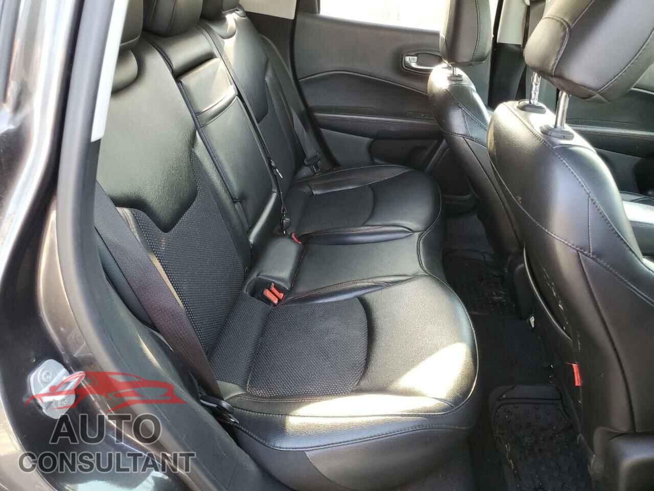 JEEP COMPASS 2019 - 3C4NJDDB5KT722026