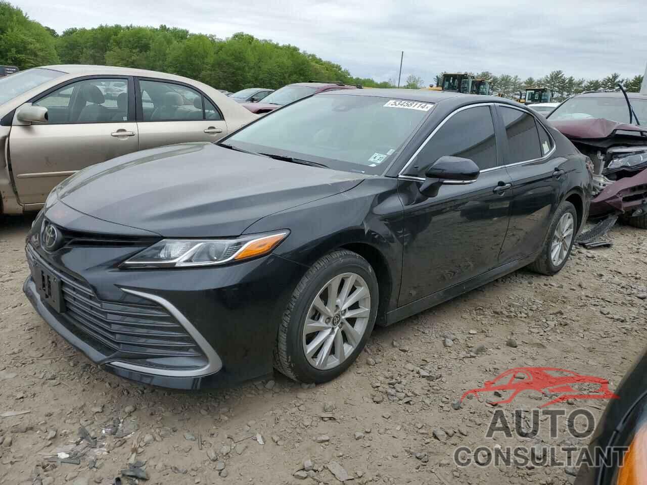 TOYOTA CAMRY 2022 - 4T1R11AK5NU041570