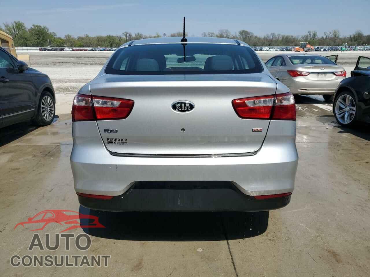 KIA RIO 2017 - KNADM4A3XH6055468