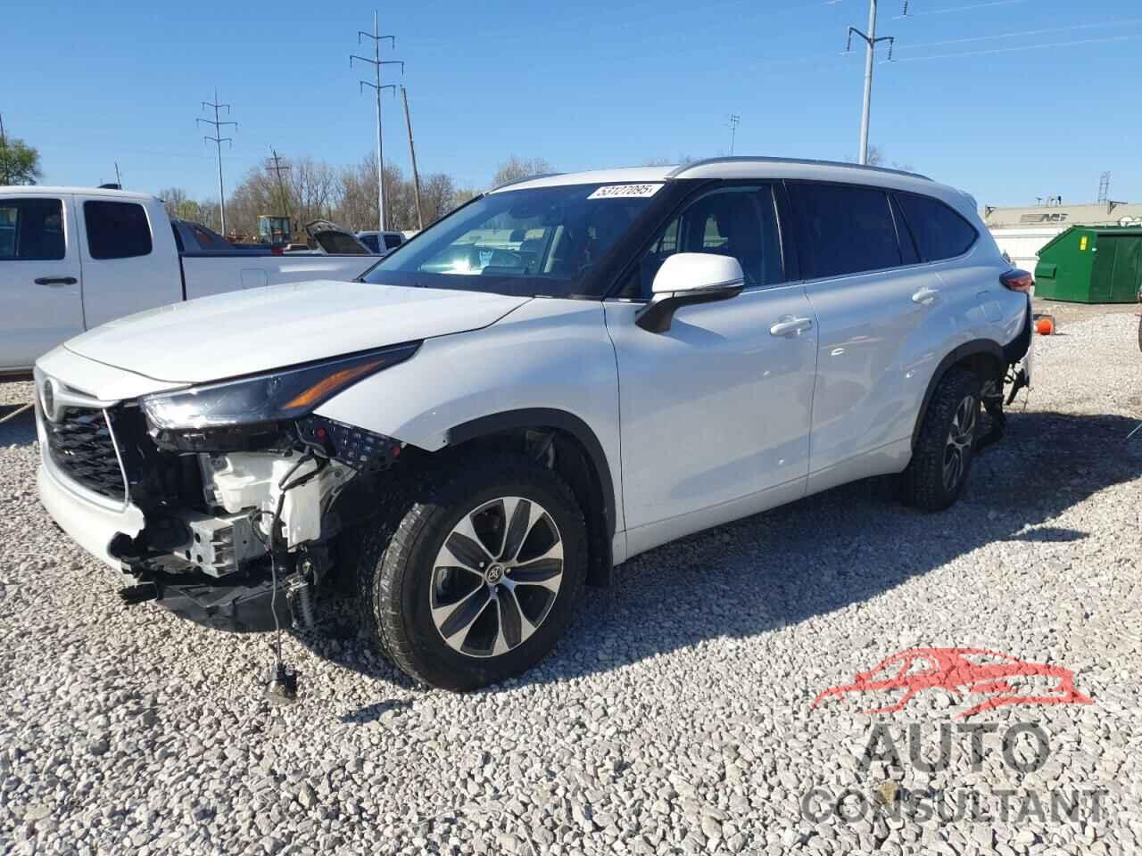 TOYOTA HIGHLANDER 2022 - 5TDHZRBH8NS589500