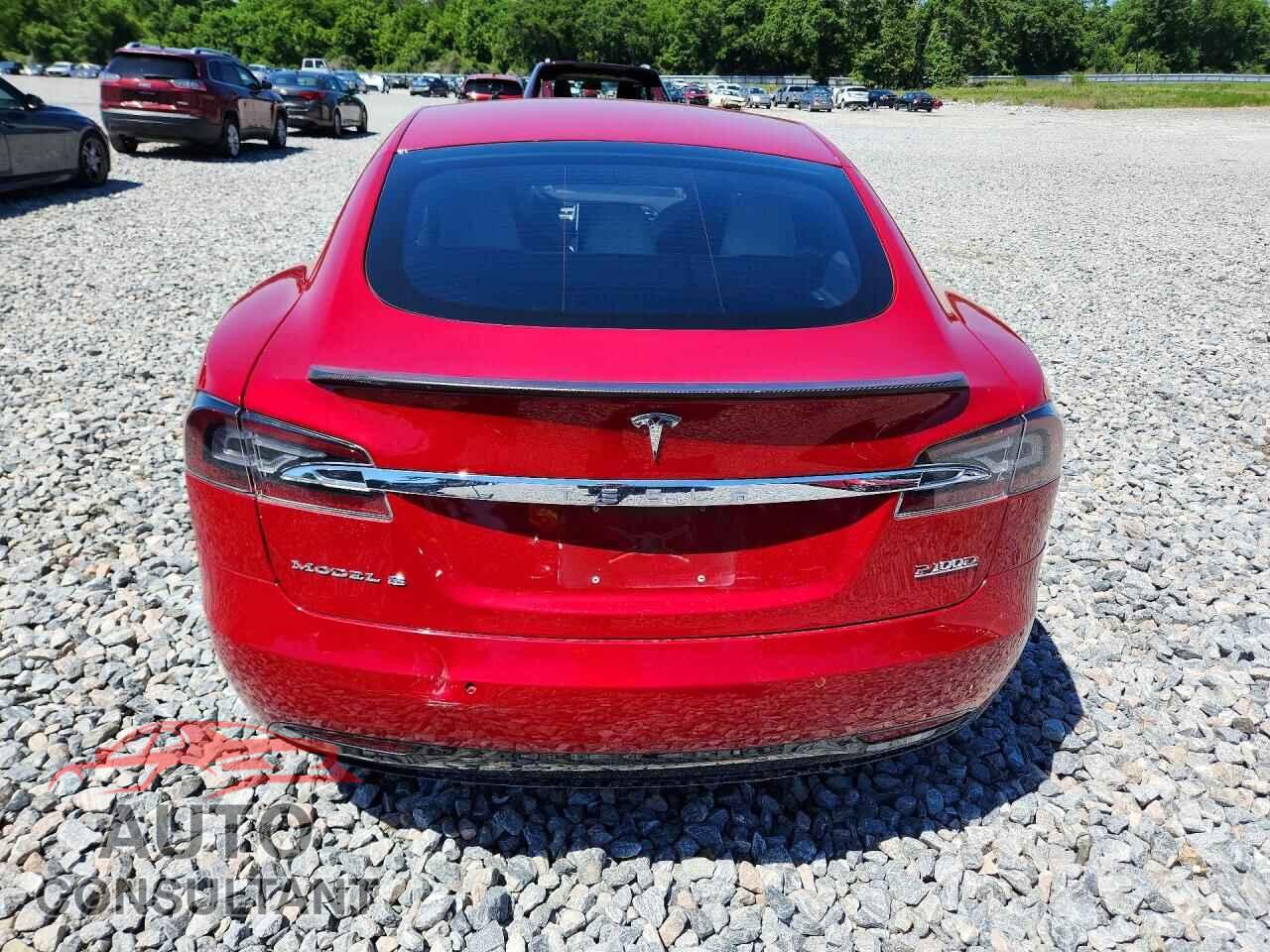 TESLA MODEL S 2016 - 5YJSA1E40GF163542