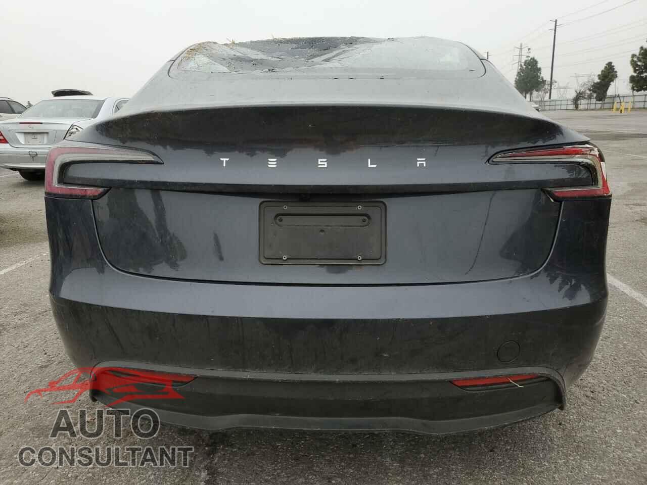 TESLA MODEL 3 2024 - 5YJ3E1EA7RF735160