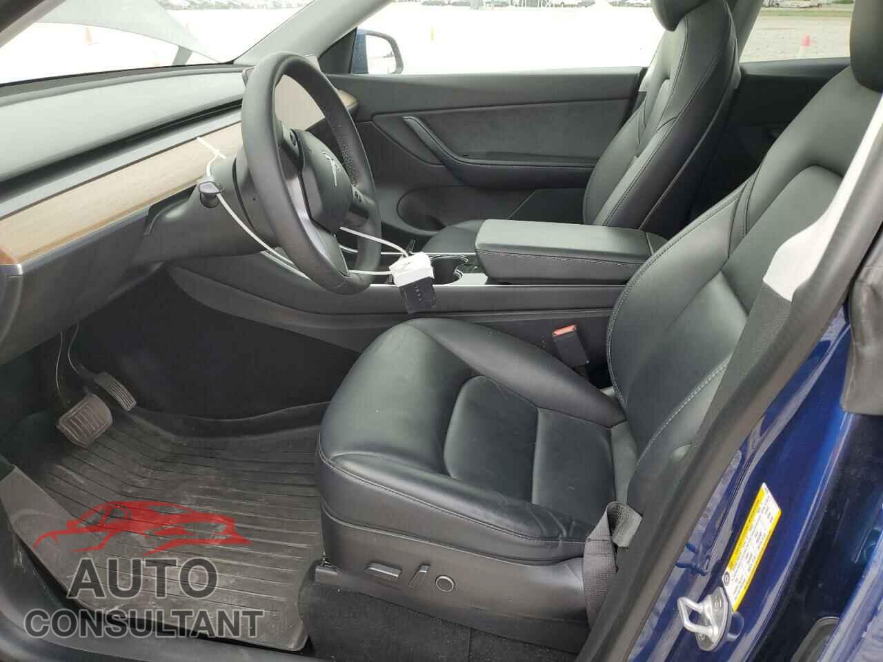 TESLA MODEL Y 2021 - 5YJYGDEDXMF112751