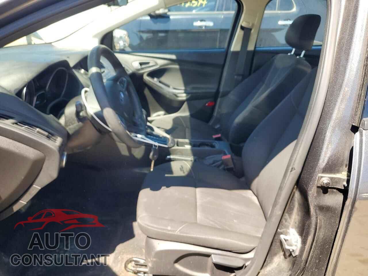FORD FOCUS 2016 - 1FADP3E20GL211870