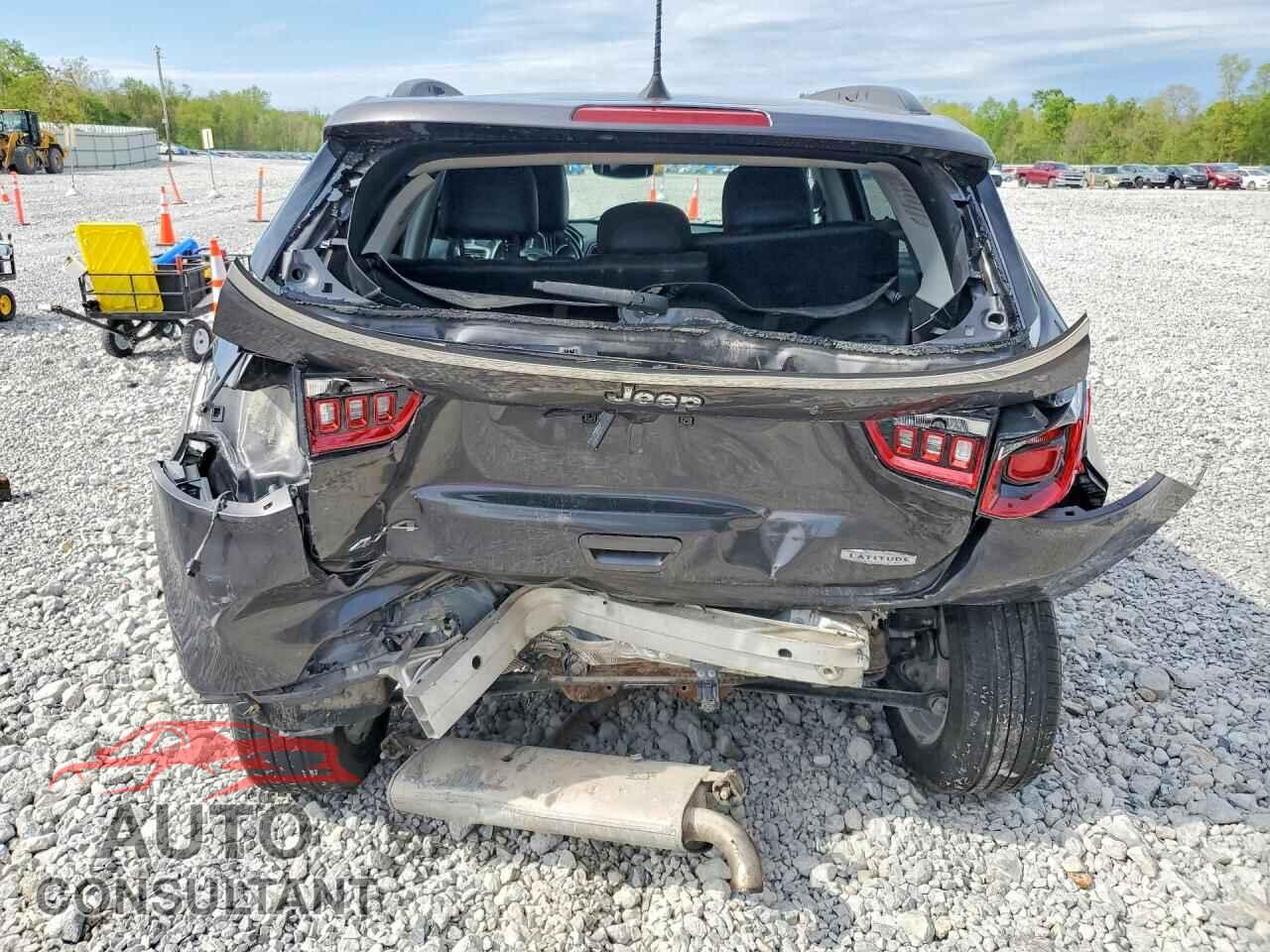 JEEP COMPASS 2019 - 3C4NJDBB7KT678792