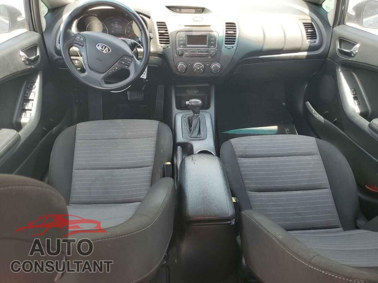 KIA FORTE 2015 - KNAFX4A86F5282896