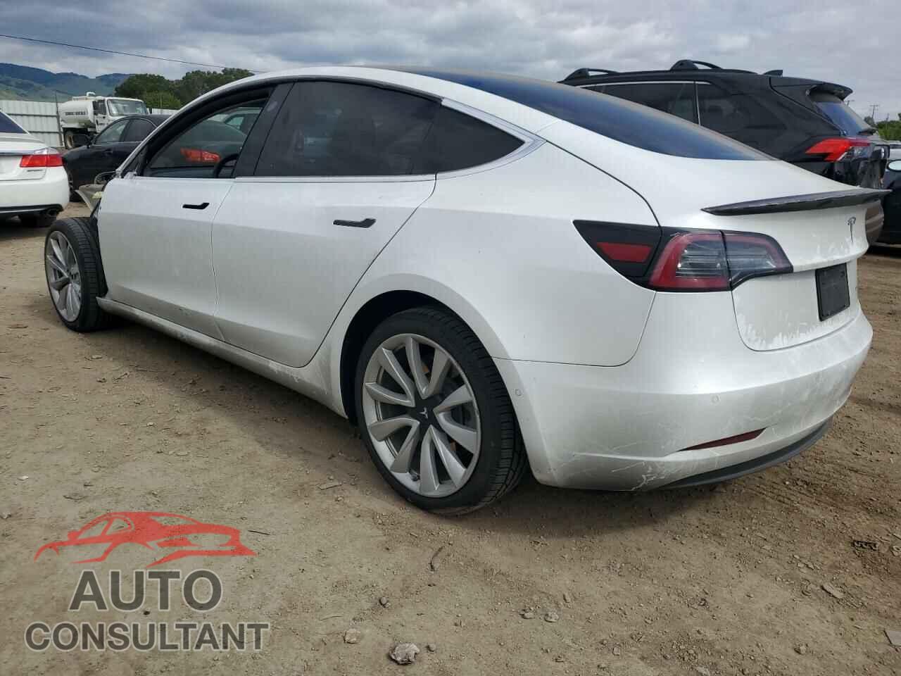 TESLA MODEL 3 2019 - 5YJ3E1EB2KF418627