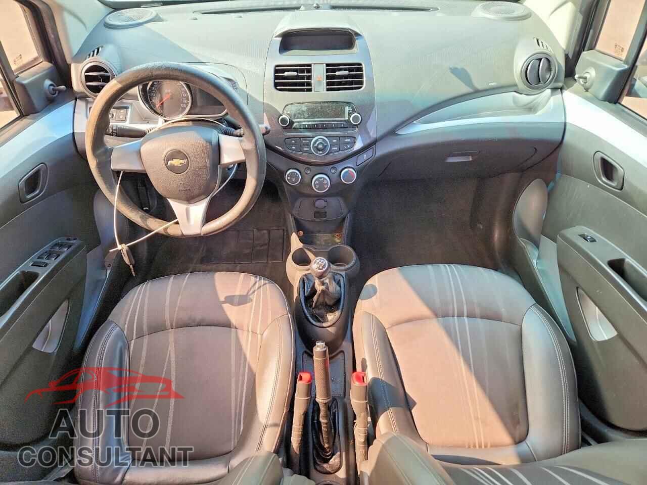 CHEVROLET SPARK 2015 - KL8CA6S91FC710985