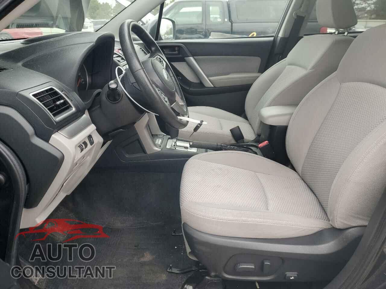 SUBARU FORESTER 2018 - JF2SJAEC0JH579090