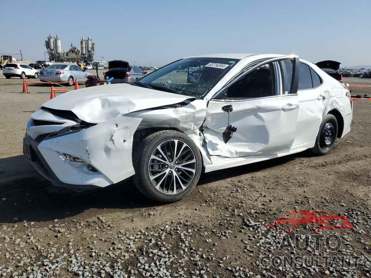 TOYOTA CAMRY 2020 - 4T1G11AKXLU883969