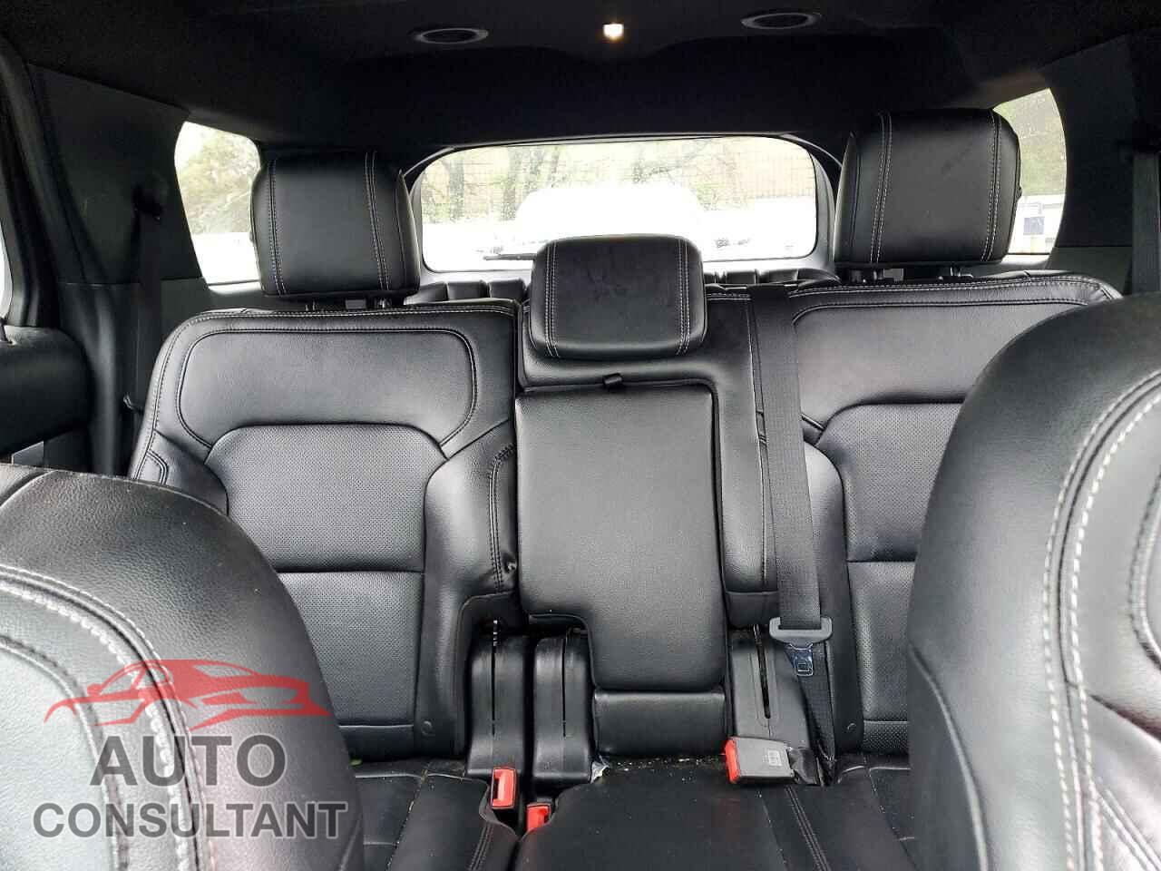 FORD EXPLORER 2018 - 1FM5K8F89JGB67151